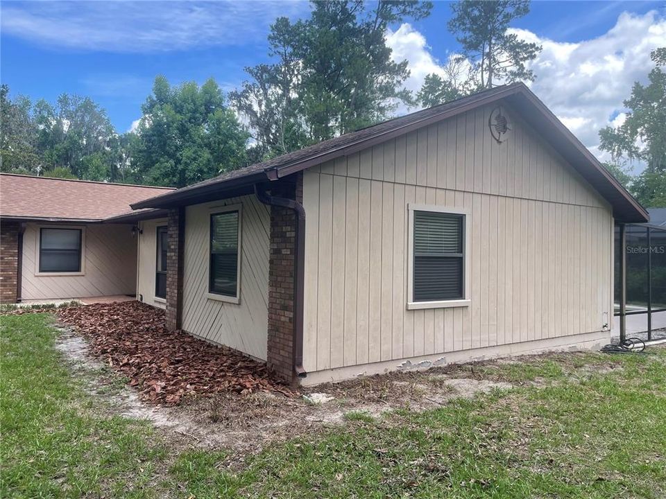 待售: $375,000 (3 贝兹, 2 浴室, 1678 平方英尺)
