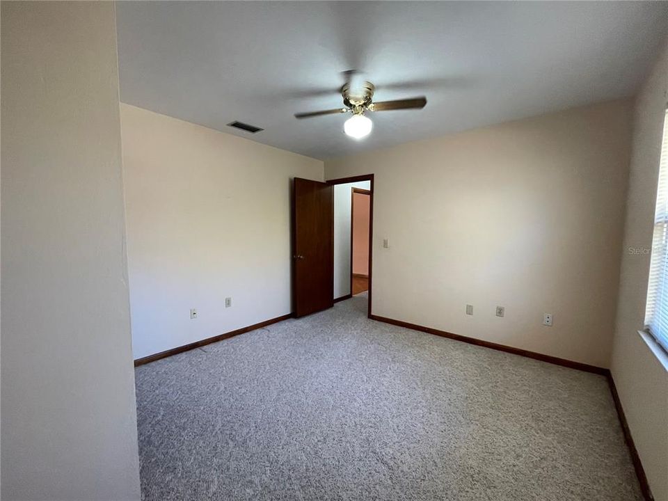 For Sale: $375,000 (3 beds, 2 baths, 1678 Square Feet)