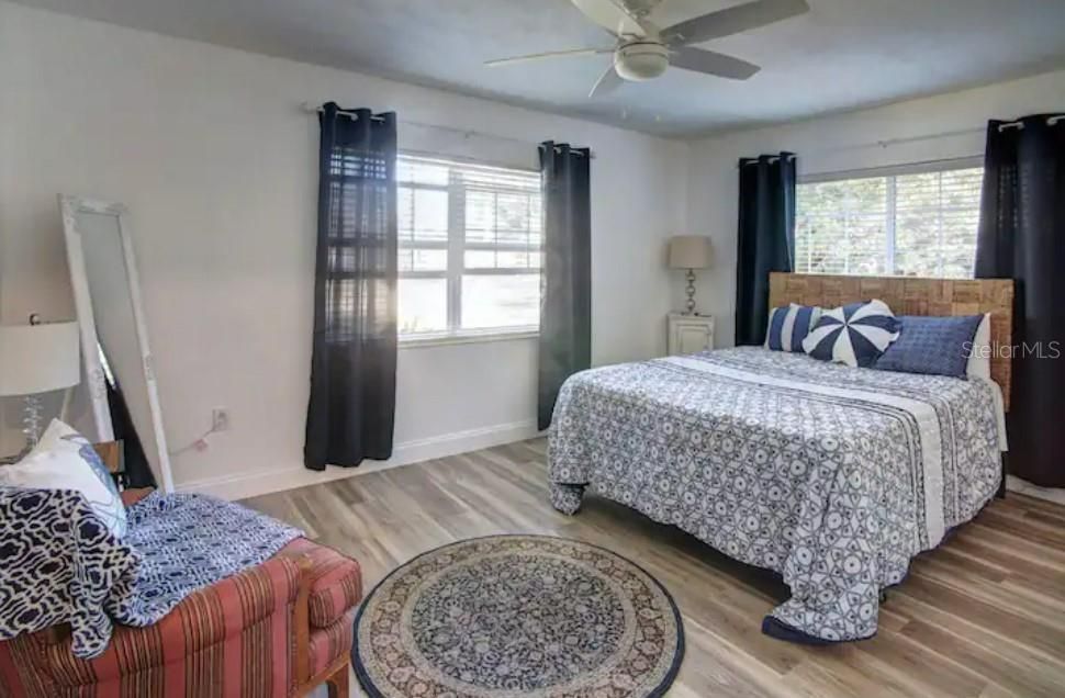 For Rent: $3,200 (3 beds, 2 baths, 1863 Square Feet)