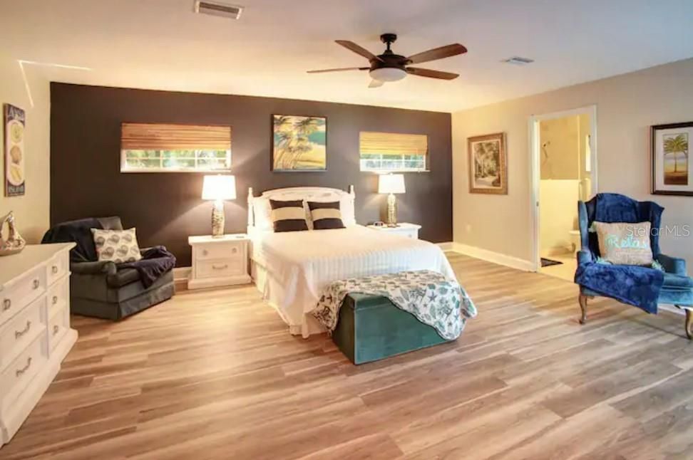 For Rent: $3,200 (3 beds, 2 baths, 1863 Square Feet)