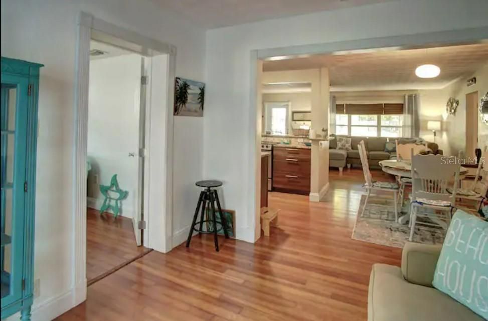 For Rent: $3,200 (3 beds, 2 baths, 1863 Square Feet)