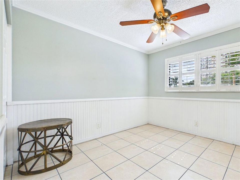 For Rent: $2,250 (2 beds, 2 baths, 890 Square Feet)