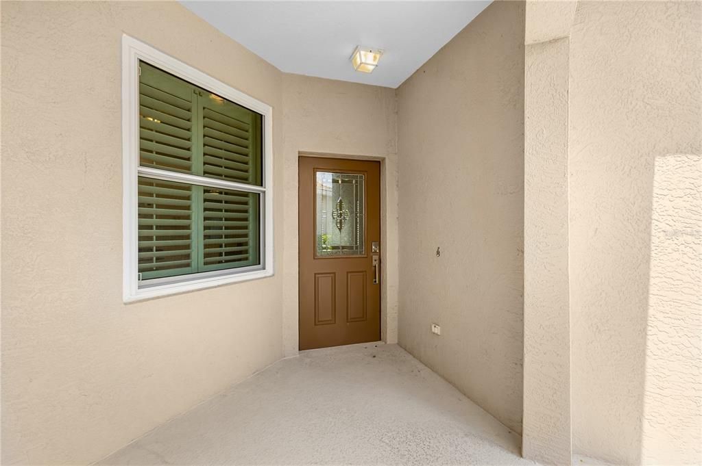 For Sale: $425,000 (2 beds, 2 baths, 1576 Square Feet)