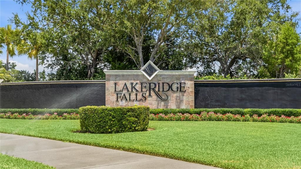 For Sale: $425,000 (2 beds, 2 baths, 1576 Square Feet)