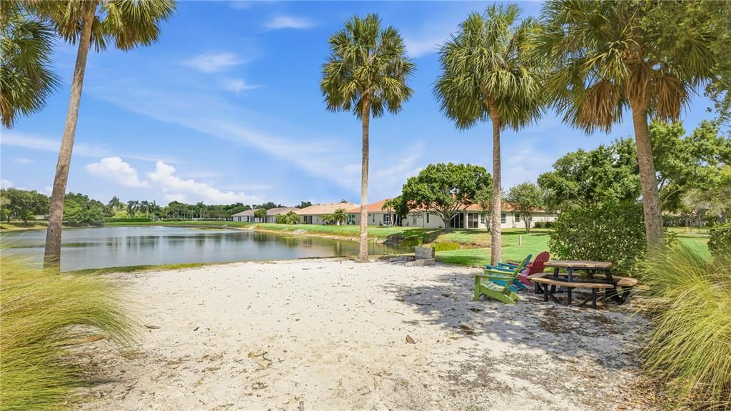 For Sale: $425,000 (2 beds, 2 baths, 1576 Square Feet)