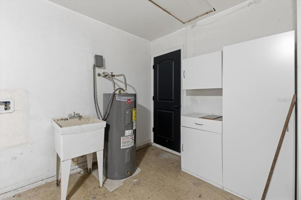 For Sale: $249,500 (2 beds, 2 baths, 1263 Square Feet)