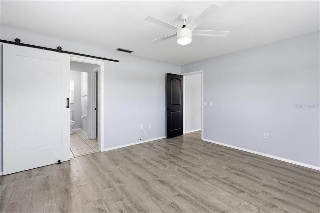 For Sale: $249,500 (2 beds, 2 baths, 1263 Square Feet)