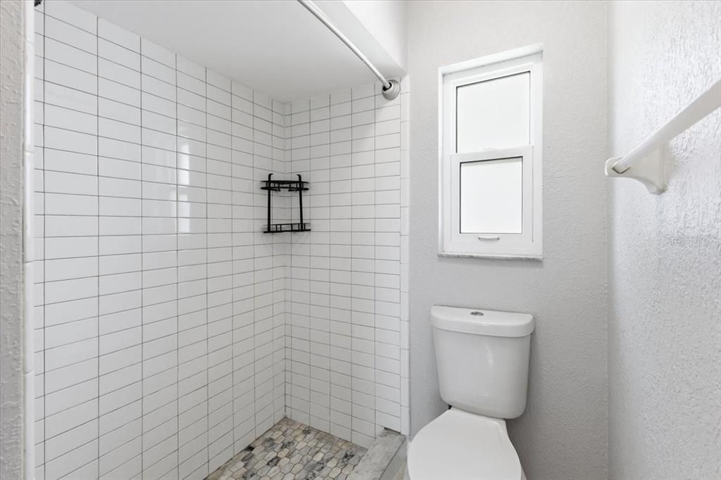 For Sale: $249,500 (2 beds, 2 baths, 1263 Square Feet)