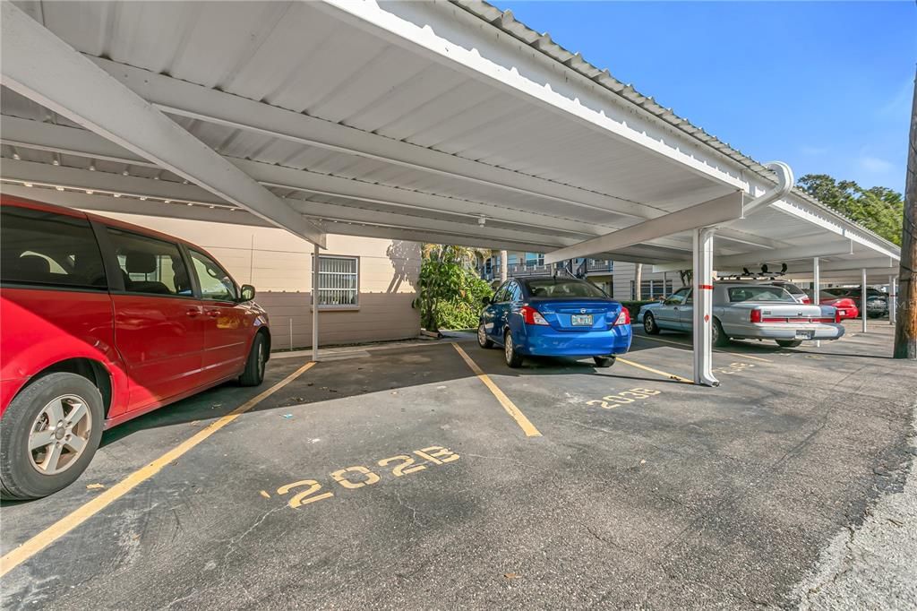 For Sale: $245,000 (2 beds, 1 baths, 765 Square Feet)
