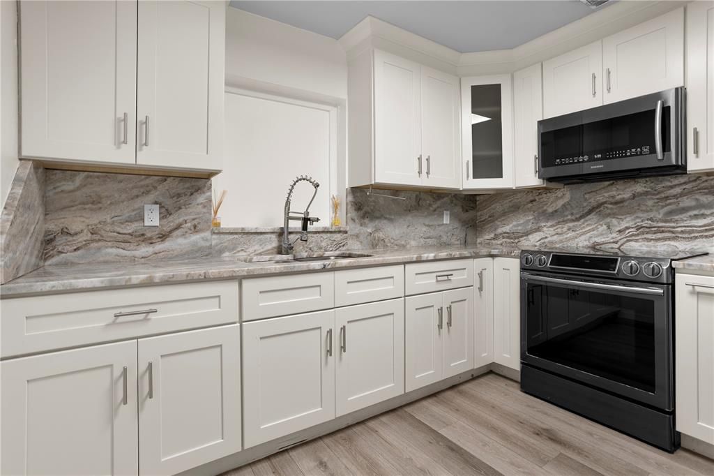 En Venta: $355,000 (3 camas, 2 baños, 1435 Pies cuadrados)