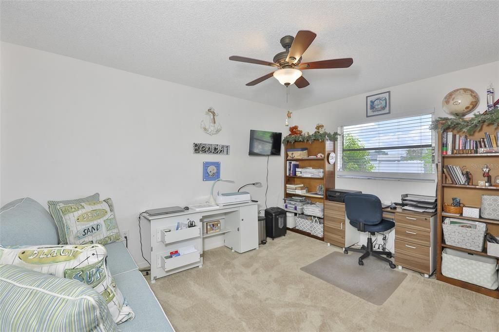 For Sale: $265,000 (2 beds, 2 baths, 1369 Square Feet)