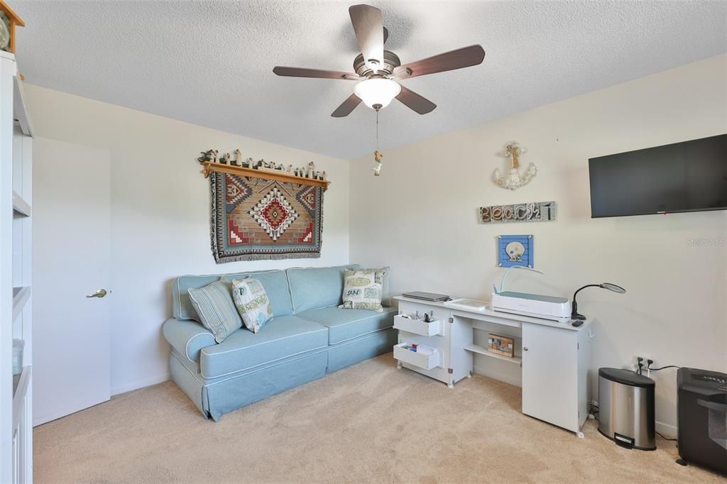 For Sale: $265,000 (2 beds, 2 baths, 1369 Square Feet)