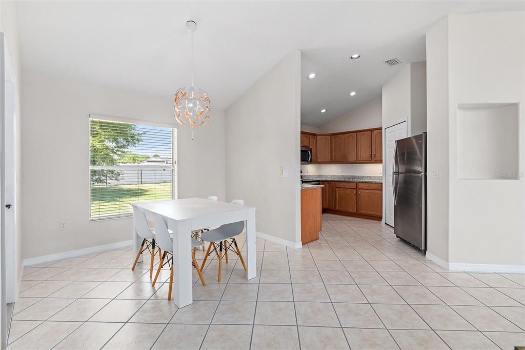 For Sale: $344,900 (3 beds, 2 baths, 1617 Square Feet)