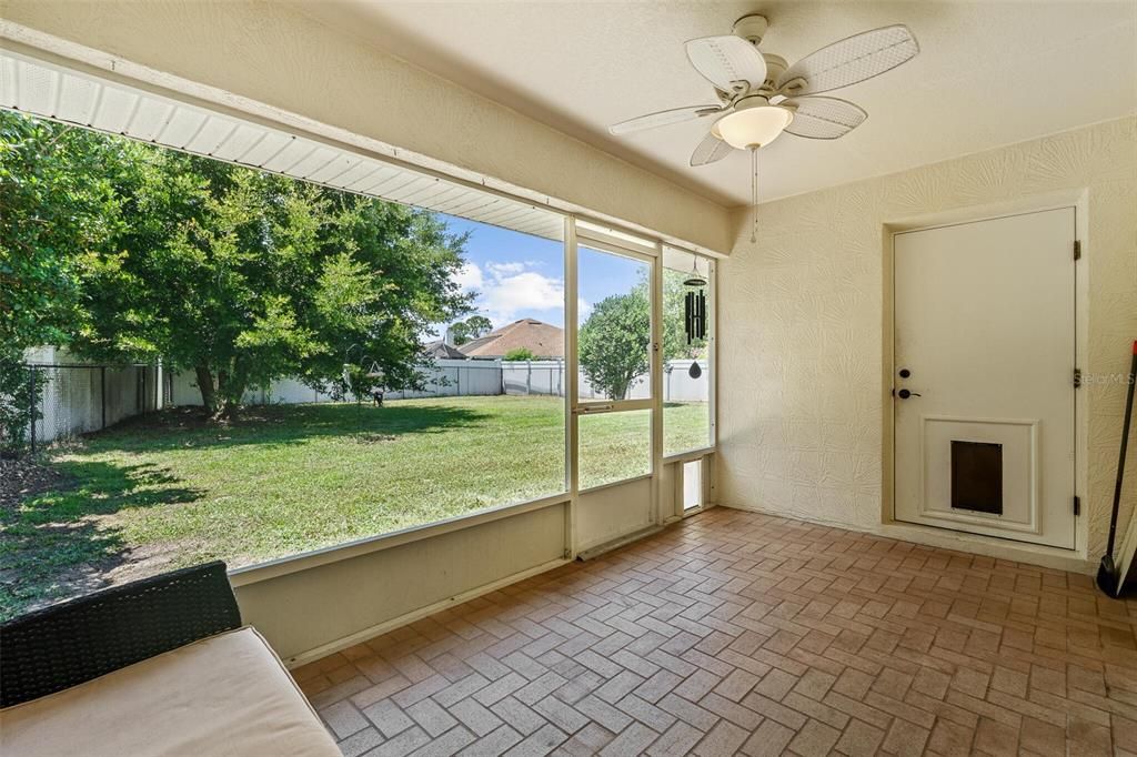 For Sale: $344,900 (3 beds, 2 baths, 1617 Square Feet)