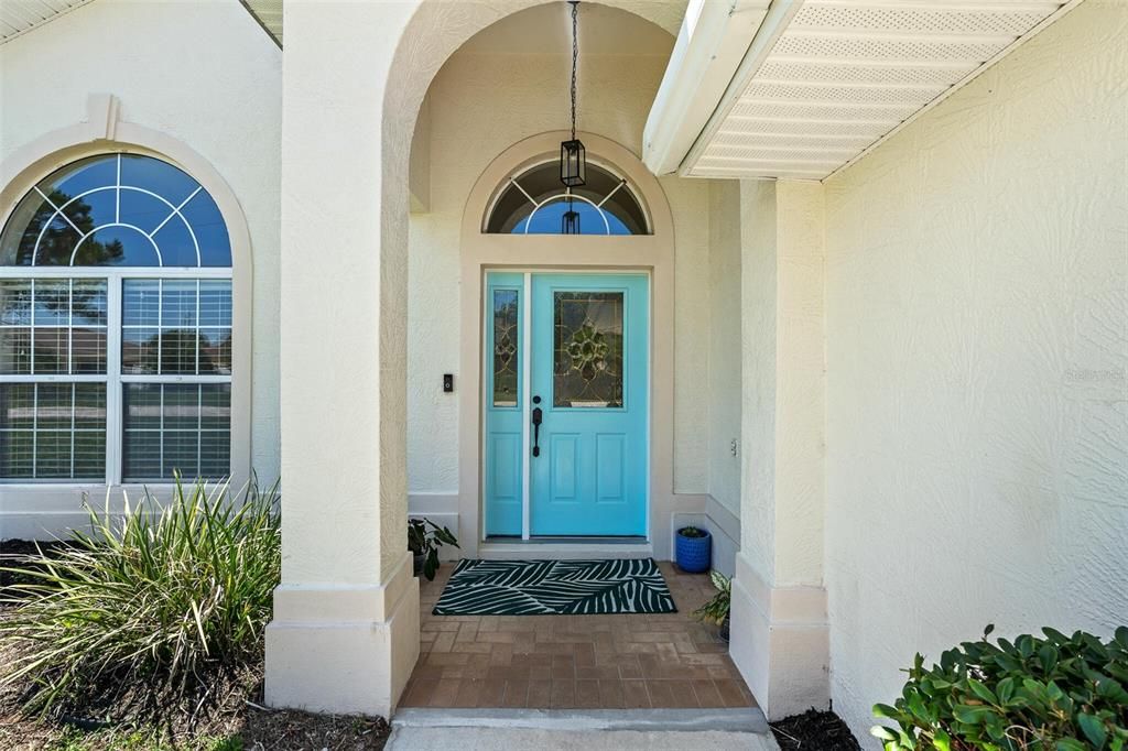 For Sale: $344,900 (3 beds, 2 baths, 1617 Square Feet)