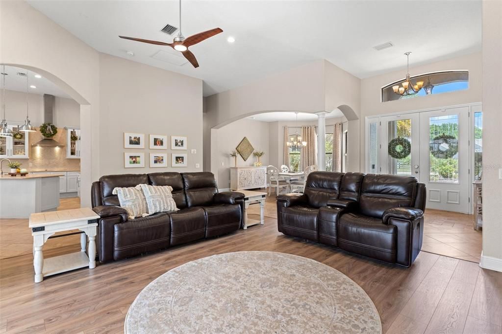 For Sale: $1,150,000 (4 beds, 4 baths, 4389 Square Feet)