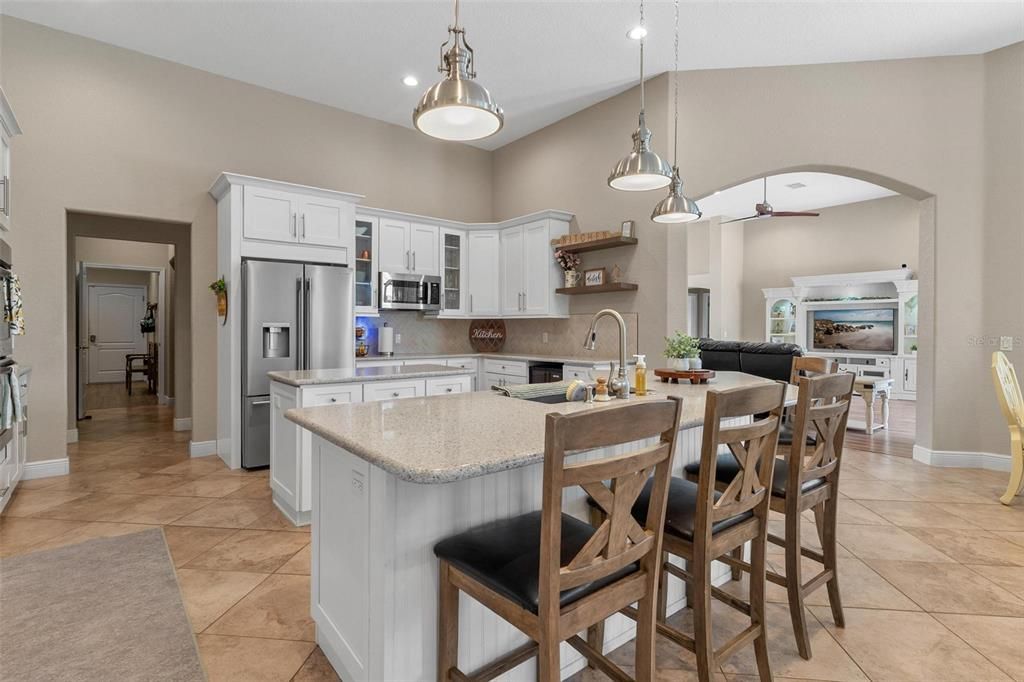 For Sale: $1,150,000 (4 beds, 4 baths, 4389 Square Feet)