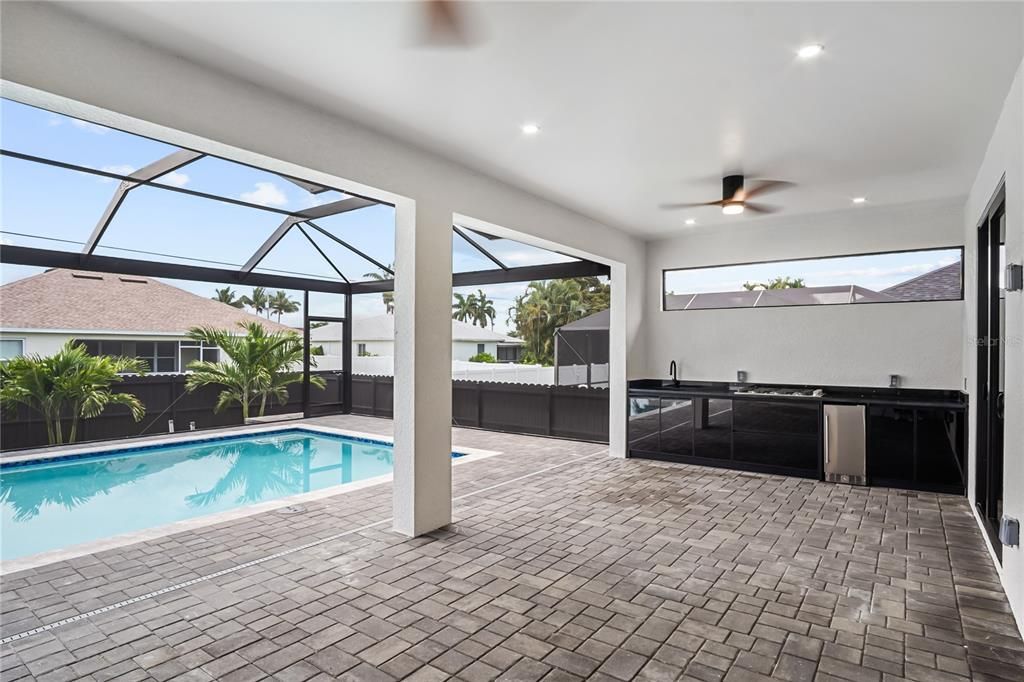 For Sale: $749,900 (4 beds, 3 baths, 2002 Square Feet)