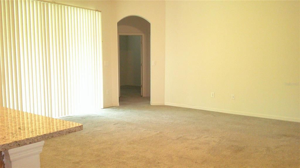 В аренду: $2,599 (4 спален, 3 ванн, 2404 Квадратных фут)