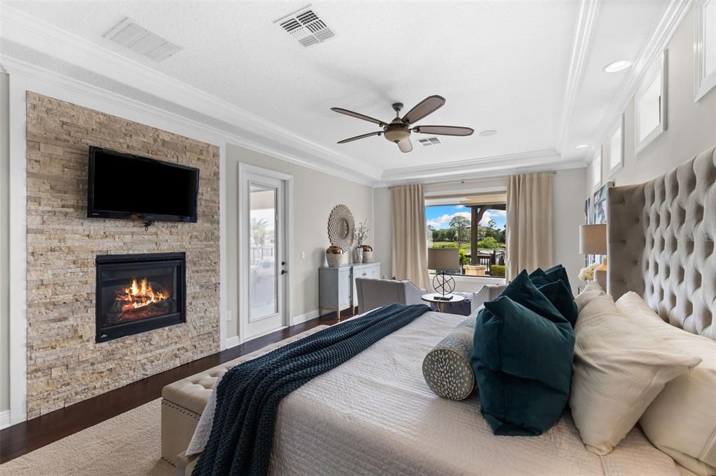 For Sale: $2,350,000 (6 beds, 4 baths, 4978 Square Feet)