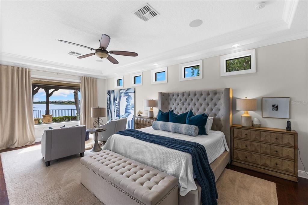 For Sale: $2,350,000 (6 beds, 4 baths, 4978 Square Feet)