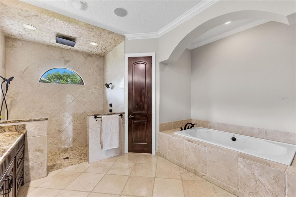 For Sale: $2,350,000 (6 beds, 4 baths, 4978 Square Feet)