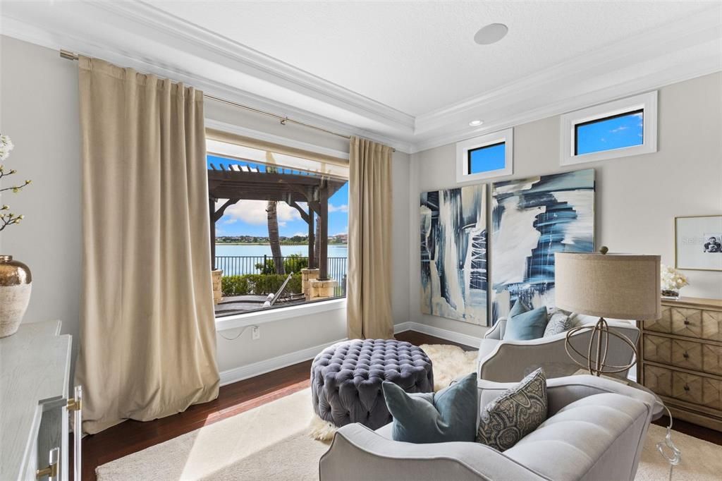 For Sale: $2,350,000 (6 beds, 4 baths, 4978 Square Feet)