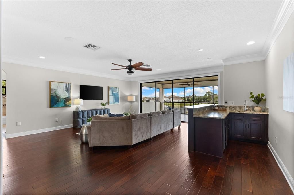 For Sale: $2,350,000 (6 beds, 4 baths, 4978 Square Feet)
