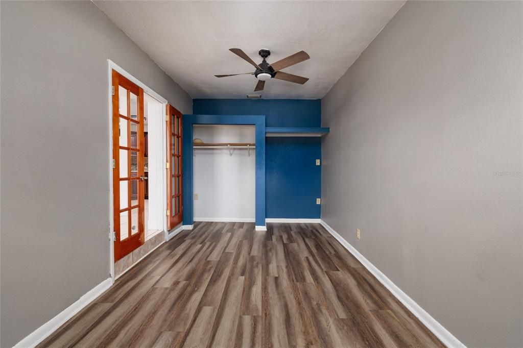 En Venta: $429,900 (3 camas, 2 baños, 1234 Pies cuadrados)