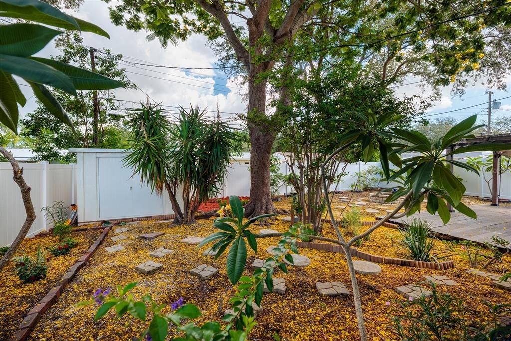 En Venta: $429,900 (3 camas, 2 baños, 1234 Pies cuadrados)
