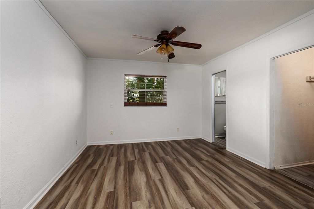 En Venta: $429,900 (3 camas, 2 baños, 1234 Pies cuadrados)