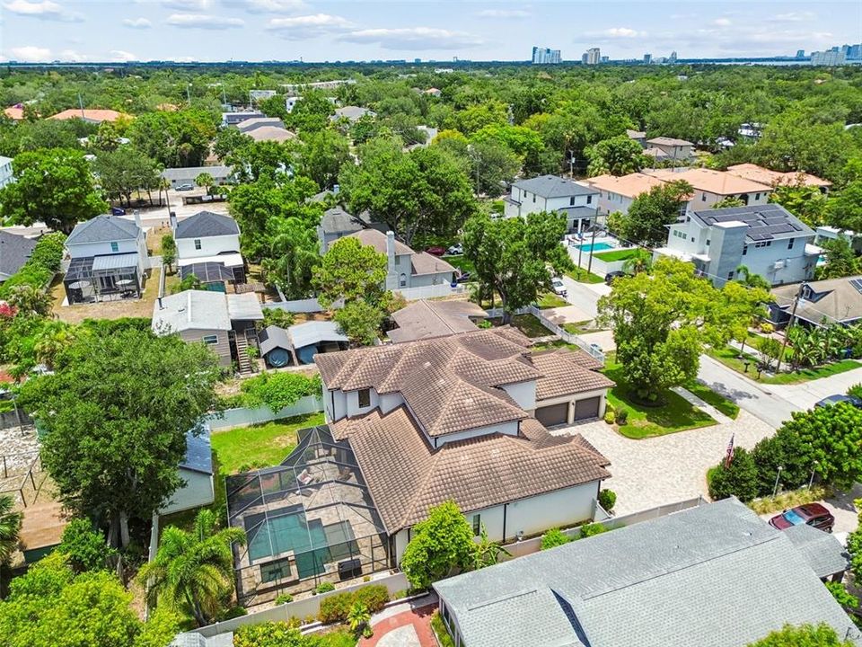 For Sale: $1,800,000 (4 beds, 3 baths, 3705 Square Feet)
