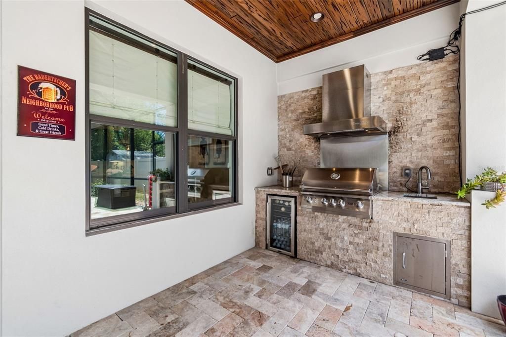 For Sale: $1,800,000 (4 beds, 3 baths, 3705 Square Feet)
