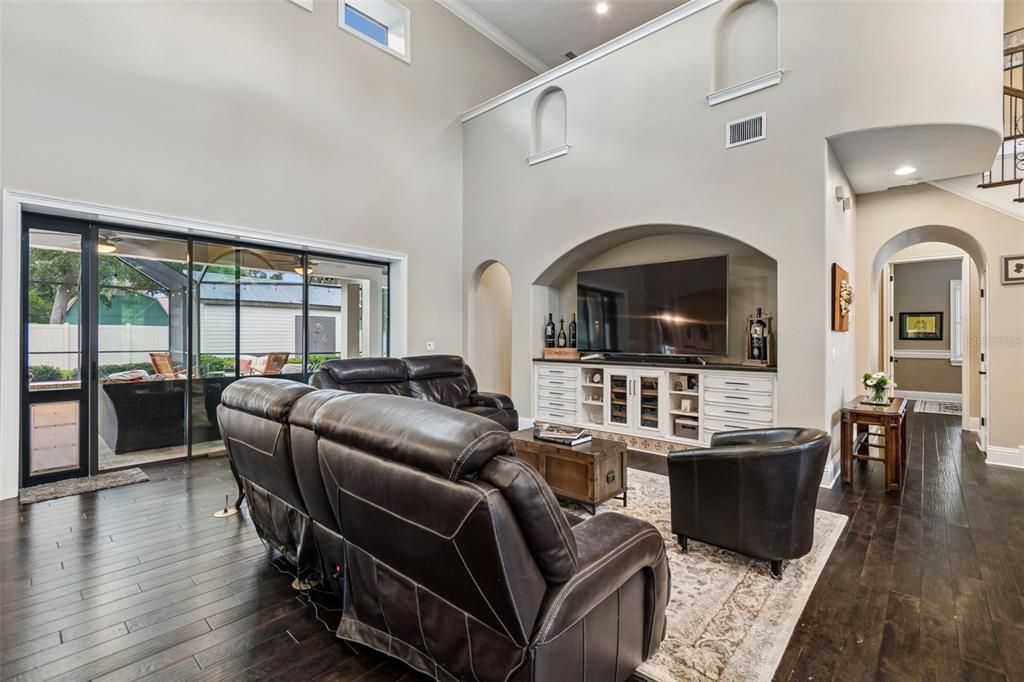 For Sale: $1,800,000 (4 beds, 3 baths, 3705 Square Feet)