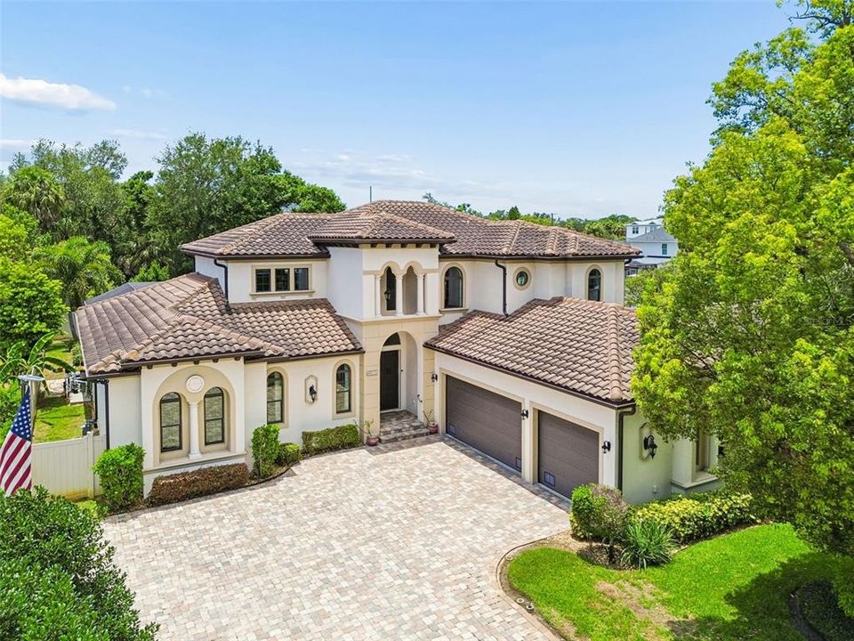 For Sale: $1,800,000 (4 beds, 3 baths, 3705 Square Feet)