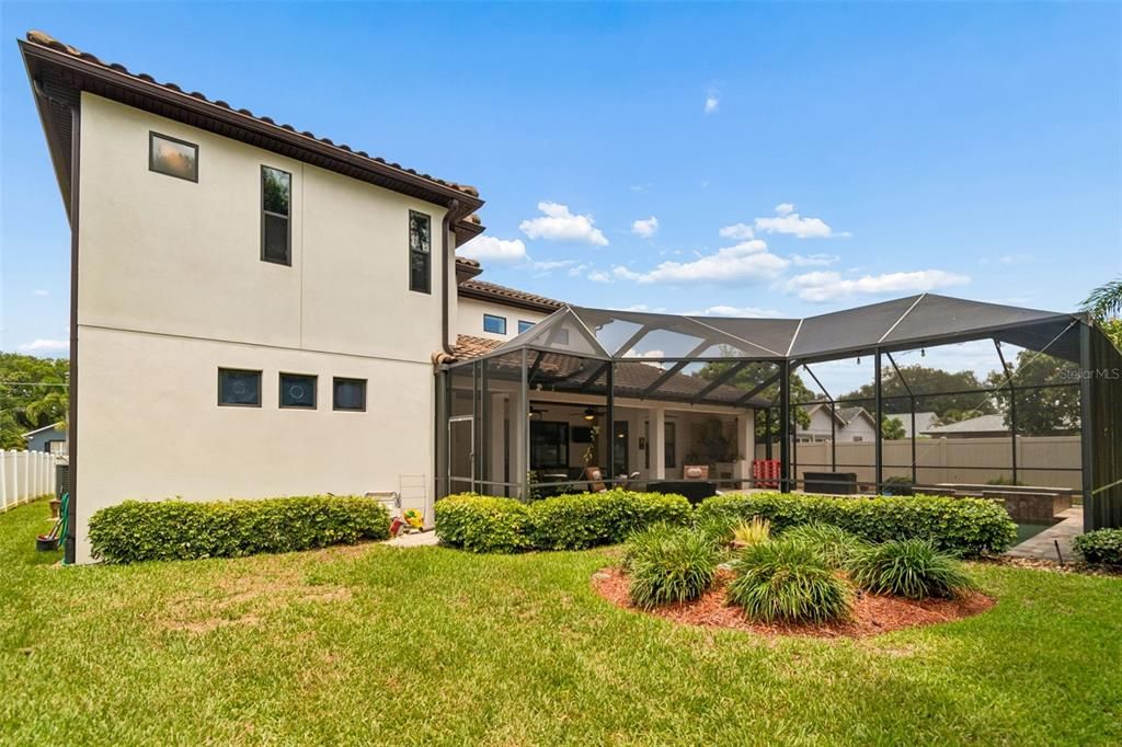 For Sale: $1,800,000 (4 beds, 3 baths, 3705 Square Feet)