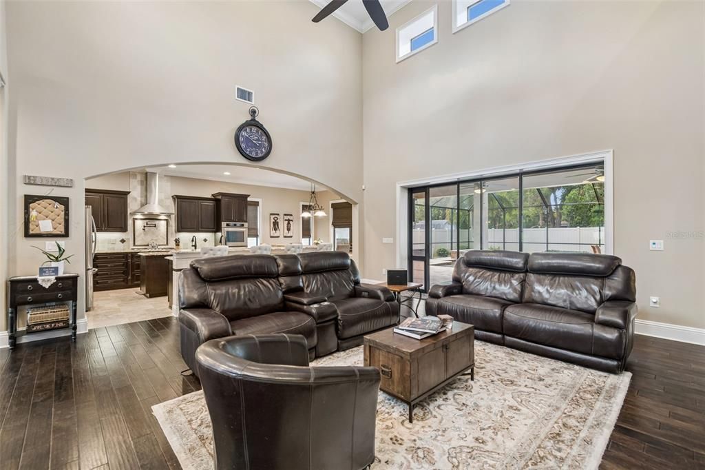 For Sale: $1,800,000 (4 beds, 3 baths, 3705 Square Feet)