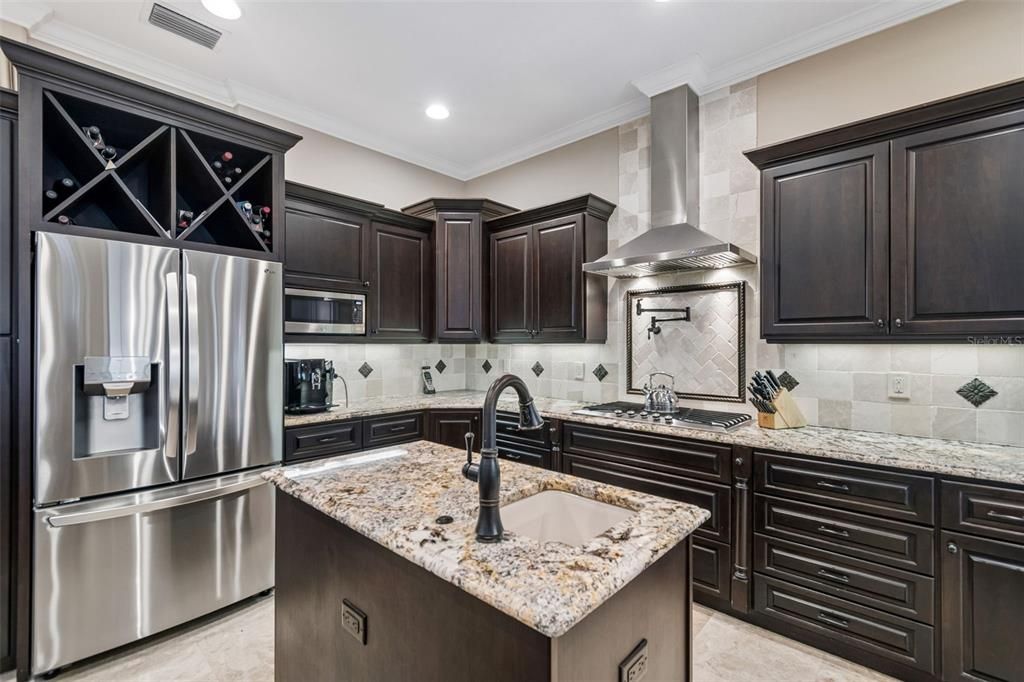 For Sale: $1,800,000 (4 beds, 3 baths, 3705 Square Feet)