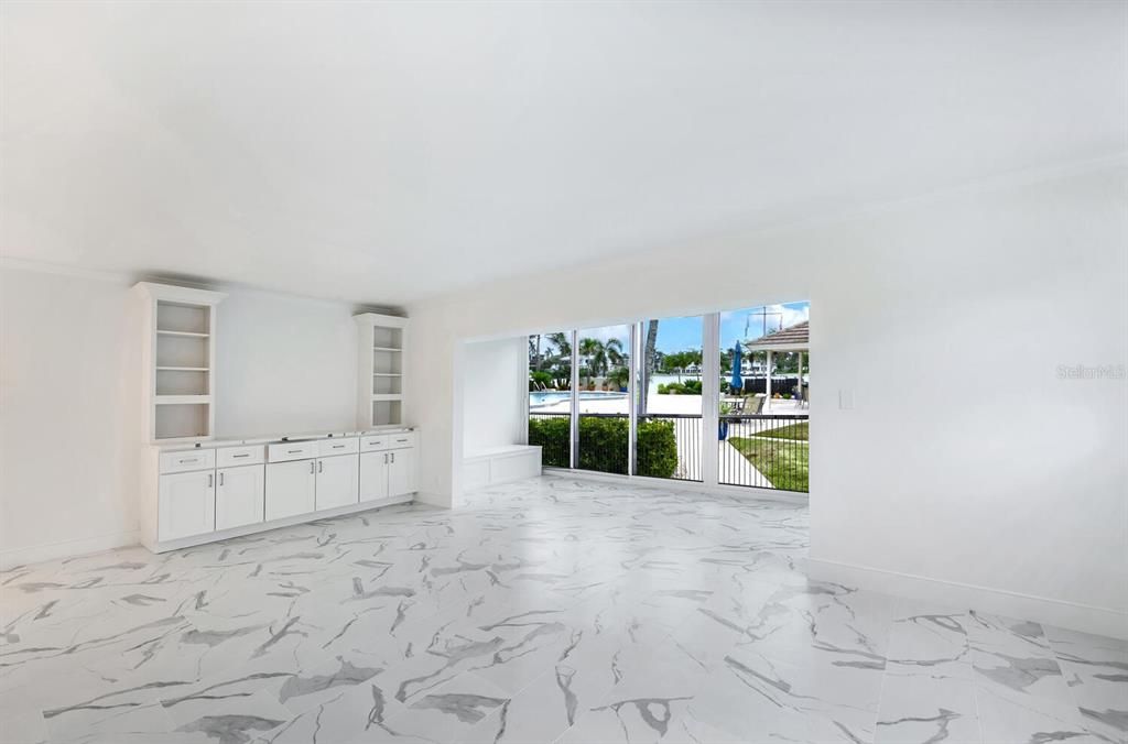 For Sale: $699,000 (2 beds, 2 baths, 1433 Square Feet)