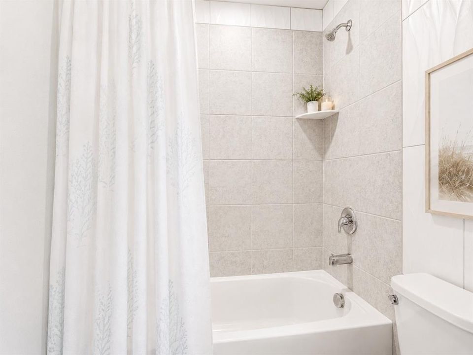 : $379,999 (3 спален, 2 ванн, 1776 Квадратных фут)
