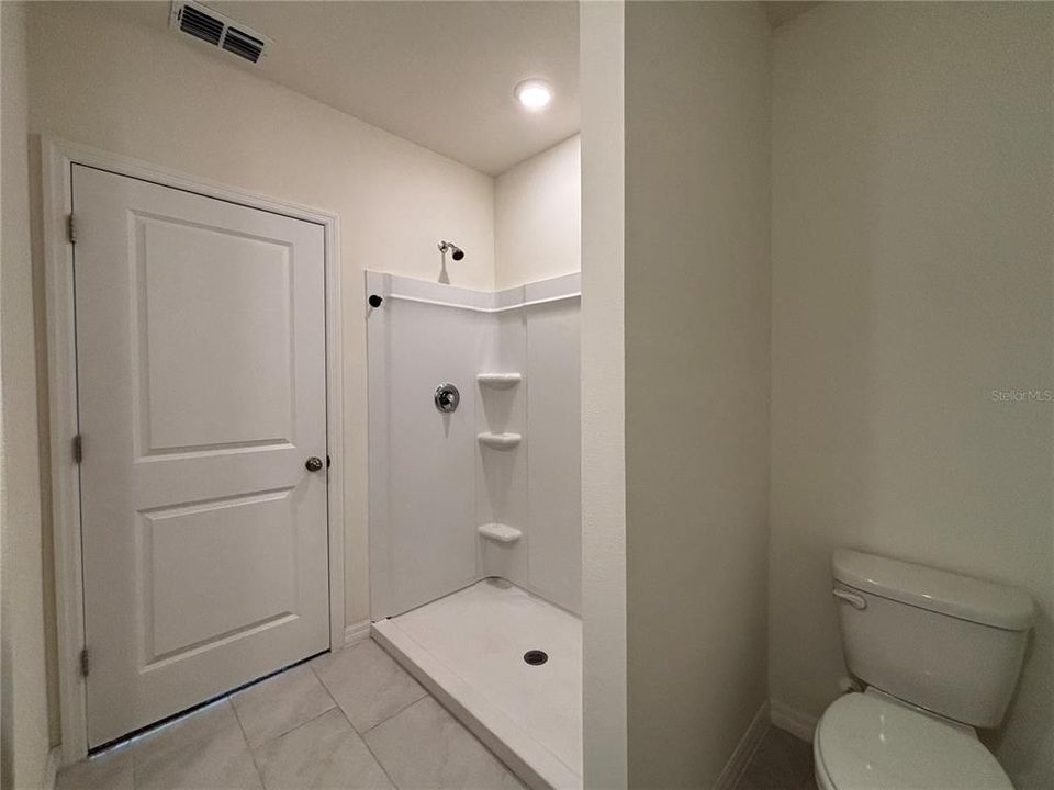 For Rent: $1,750 (3 beds, 2 baths, 1504 Square Feet)
