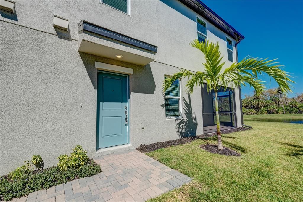 For Rent: $2,500 (3 beds, 2 baths, 1836 Square Feet)