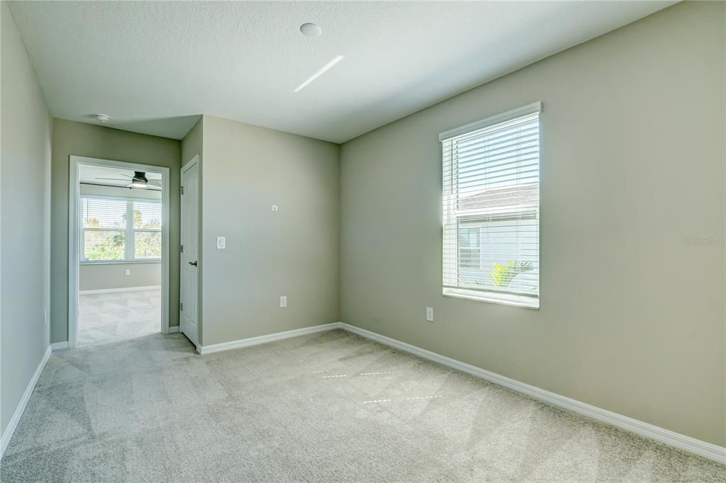 For Rent: $2,500 (3 beds, 2 baths, 1836 Square Feet)