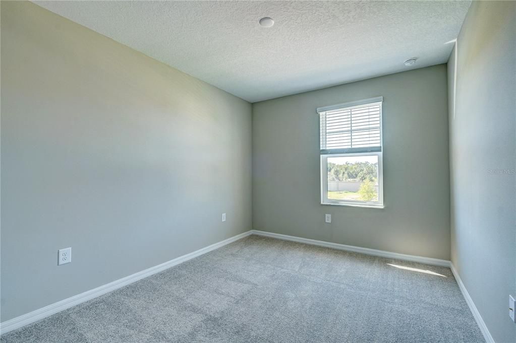For Rent: $2,500 (3 beds, 2 baths, 1836 Square Feet)