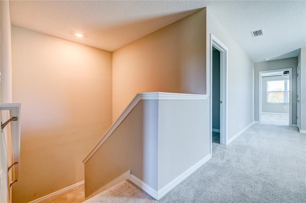 For Rent: $2,500 (3 beds, 2 baths, 1836 Square Feet)