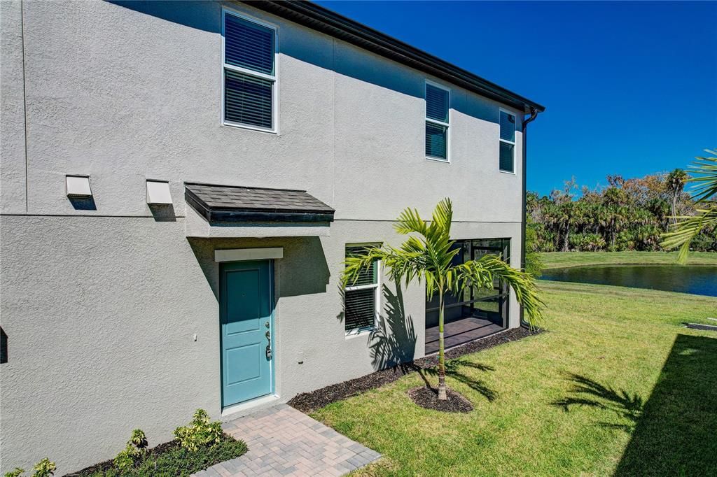 For Rent: $2,500 (3 beds, 2 baths, 1836 Square Feet)