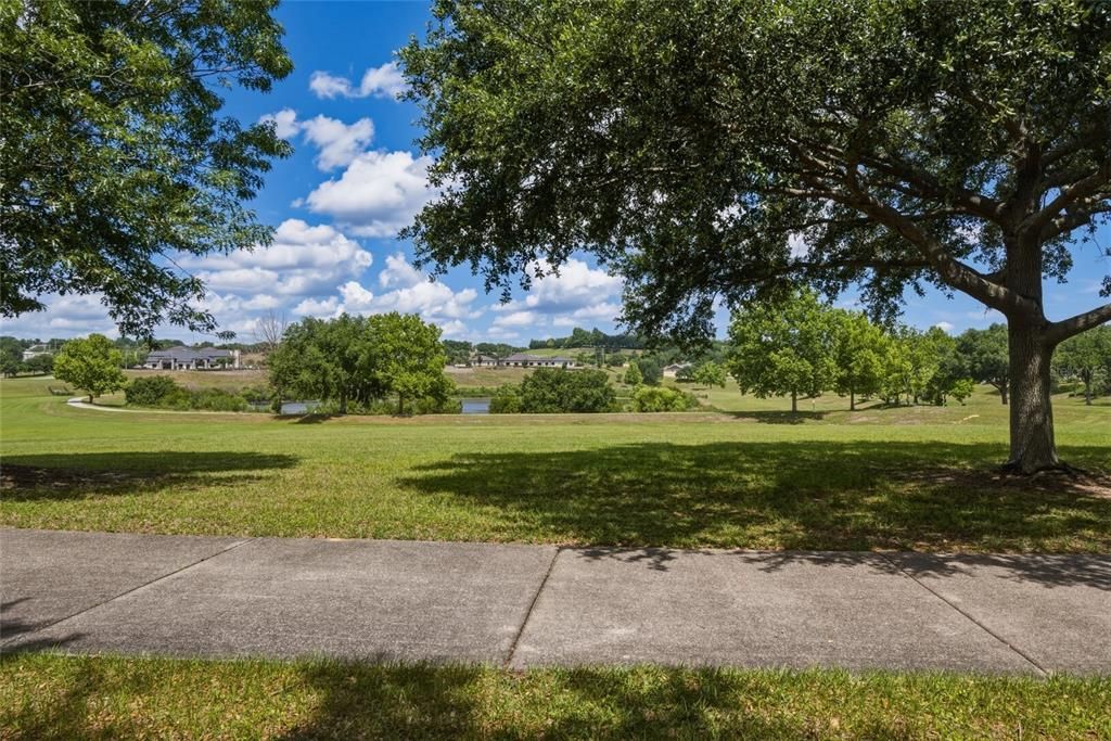 For Sale: $550,000 (4 beds, 3 baths, 2429 Square Feet)