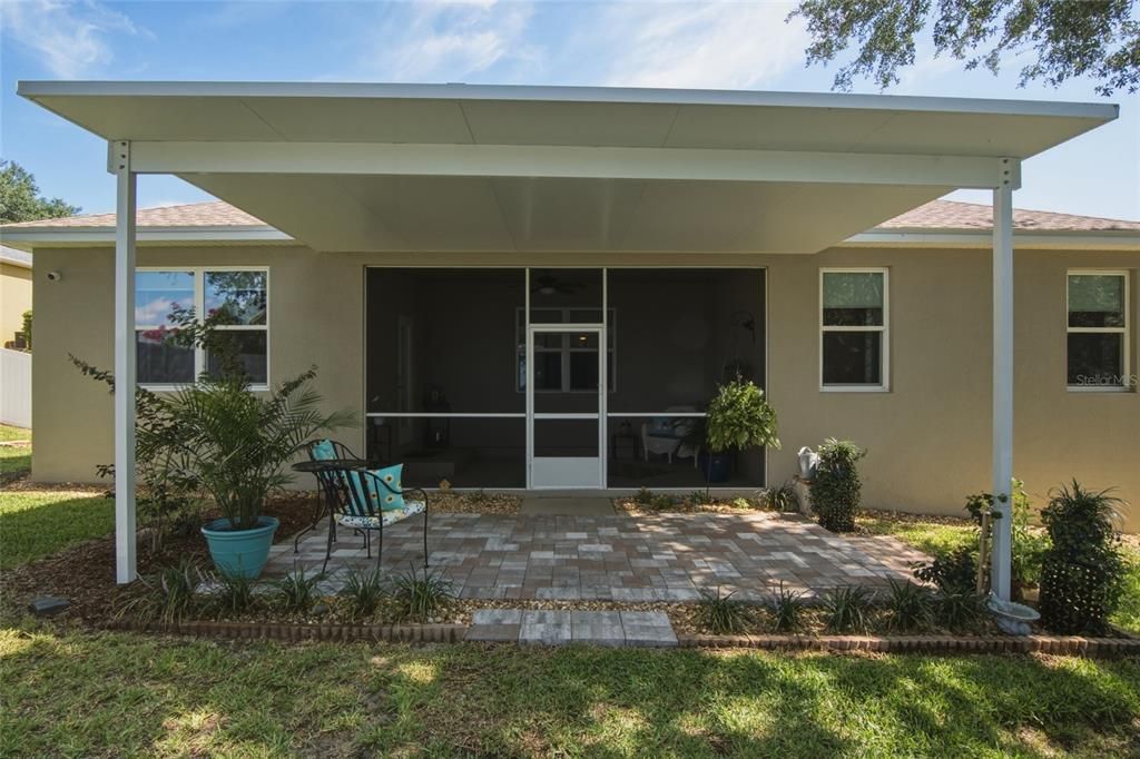 For Sale: $550,000 (4 beds, 3 baths, 2429 Square Feet)