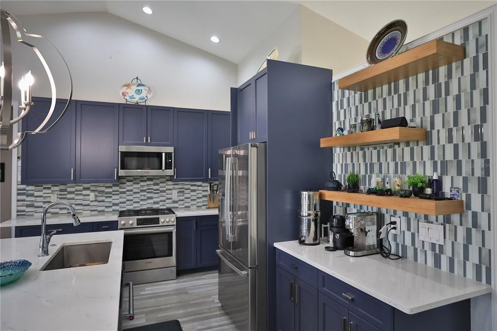 For Sale: $1,078,250 (3 beds, 3 baths, 2513 Square Feet)