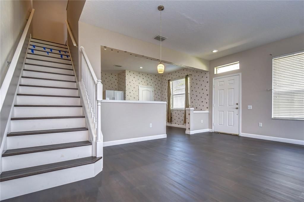 For Sale: $291,000 (3 beds, 2 baths, 1790 Square Feet)